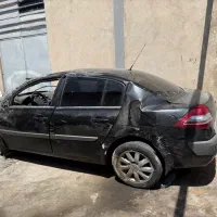 مگان تصادفی اتومات موتور ۲۰۰۰
