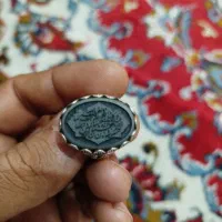 یشم حکاکی شده