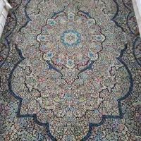 فرش در حد نو و یک کناره