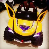 ماشین شارژی افرود ۴x۴ در خفاشی|اسباب‌بازی بچه|لاهیجان, مهرگان|دیوار