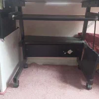 میز|میز تحریر و کامپیوتر|اهواز, فرهنگ شهر|دیوار