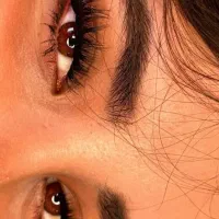 کاشت مژه لیفت ابرو و مژه تخفیف به مدت یک هفته