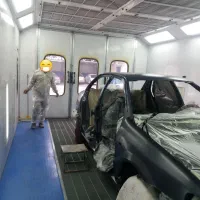 شاگرد نقاش خودرو