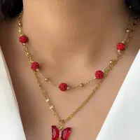 گردنبند به فروش میرسد