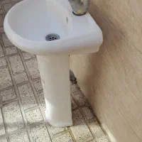 روشویی سالم وتمیز به همراه شیر|لوازم سرویس بهداشتی|ورامین, ورامین|دیوار