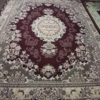 فرش ماشینی تمیز بدون پوسیدگی بفروش می‌رسد