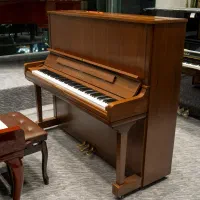 پیانو yamaha والنات در حد آکبند
