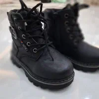 بوت کودکانه|کفش و لباس بچه|قدس, شهر‌قدس|دیوار