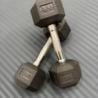 دمبل ۵ کیلویی