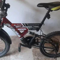 دوچرخه و باربند ماشین