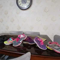 چند جفت کتانی خارجی اورژینال ساکونی، اسیکس و...