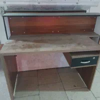 دو عدد میز کار