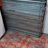 قفسه فلزی کتاب