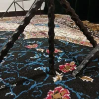 رگال لباس|بندرخت و رخت‌آویز|پرند, فاز ۶|دیوار