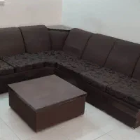 مبلمان و میز دکوری در حد نو و سالم