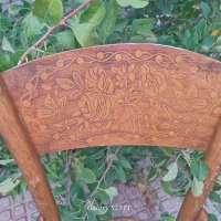صندلی چوبی قدیمی
