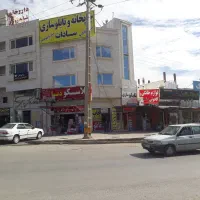 مغازه و زیرزمین تجاری دونبش میدان انقلاب|اجارهٔ مغازه و غرفه|یاسوج, |دیوار