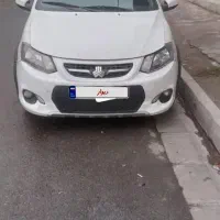 خودرو کوئیک سفید مشکی