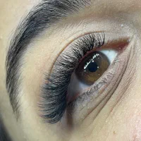 اکستنشن مژه حرفه‌ای با ماندگاری بالا|خدمات آرایشگری و زیبایی|لاهیجان, پردسر|دیوار