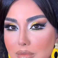 مدل میکاپ با تخفیف ویژه برای مشتریان