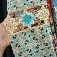 کریشی پذیرفته میشود|لباس|سراوان, |دیوار