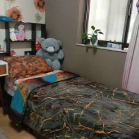 تخت ومیز توالت