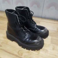 بوت زارا اورجینال سایز ۴۰-۴۱