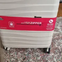 چمدان مارک و جنس اصلی|کیف، کفش، کمربند|صحنه, |دیوار