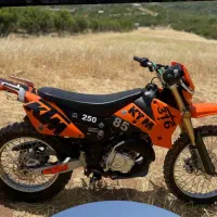 تریل خفن نقد و اقساط|موتورسیکلت|بروجرد, |دیوار