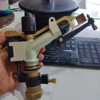 آبپاش برنجی تنظیمی