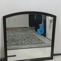 آینه با قاب چوبی به طول نوددر نود عرض