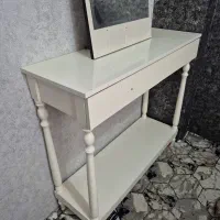 کنسول ومیز ارایش