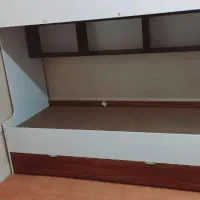 تخت دو طبقه