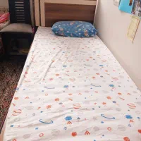 تخت یکنفره در حد نو