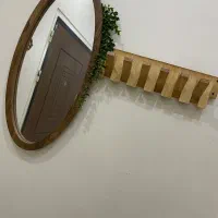 آیینه و رخت آویز
