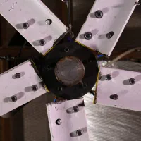 فن سقفی گاوداری همراه با مه پاش|ماشینآلات صنعتی|رشت, استادسرا|دیوار