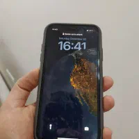 ایفون ۱۱نرمال سلامت در حد