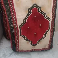 یک جفت پشتی ۳۵۰