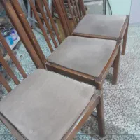 صندلی چوبی