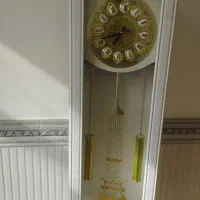 ساعت ایستاده کاملا سالم