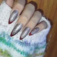 اموزش و ارائه خدمات تخصصی  ناخون سنندج