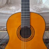 گیتار یاماها c70