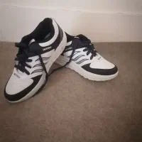 کتونی خارجی جنس  نونو سایز38کوچیک پا