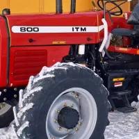 تراکتور ۸۰۰ جفت عتیقه درحد خشک