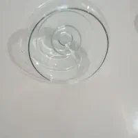در ظرف کندی و شکلات خوری و پایه دیس