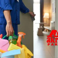 سرایدار در اشتهارد