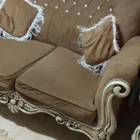 مبل ۷نفره همراه عسلی و میز وسط