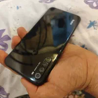 نوت ۸ شیائومی . تمیز