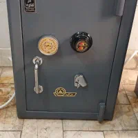 گاوصندوق ۳۵۰کیلویی کاوه درحد نو ارتفاع ۷۲