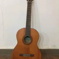 گیتار Yamaha C40